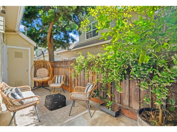 748 Cottage Court, Mountain View CA 94043