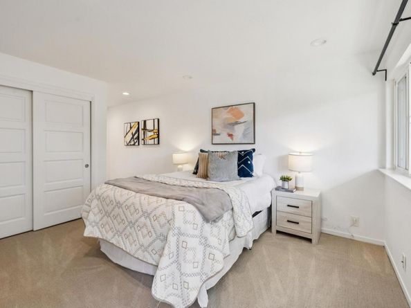 64 Los Altos Square, Los Altos CA 94022