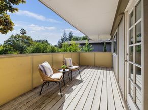 64 Los Altos Square, Los Altos CA 94022