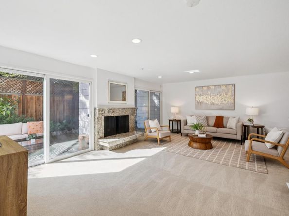 64 Los Altos Square, Los Altos CA 94022