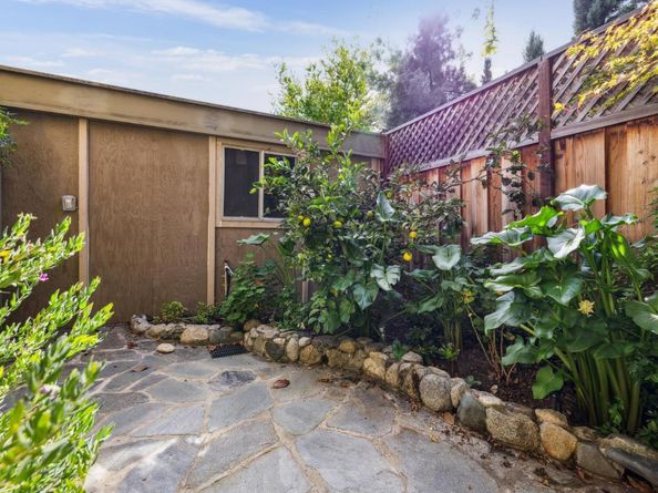 64 Los Altos Square, Los Altos CA 94022