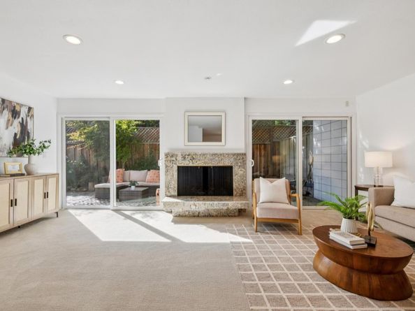 64 Los Altos Square, Los Altos CA 94022