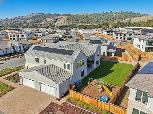 18471 Corte Zapala, Morgan Hill CA 95037