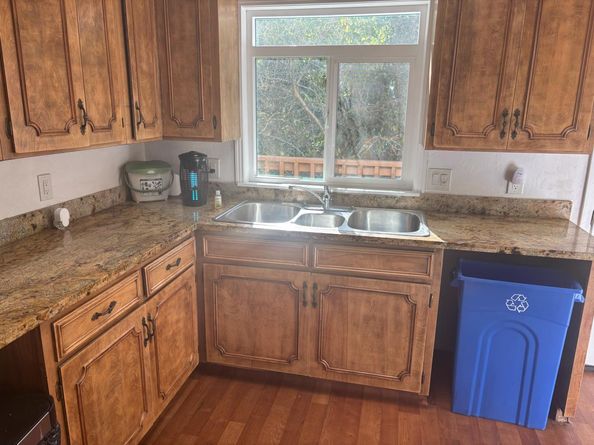 1661 Palou Avenue, San Francisco CA 94124