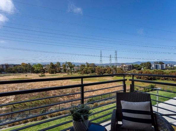 400 Mariners Island Boulevard 215, San Mateo CA 94404