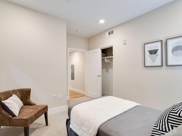 400 Mariners Island Boulevard 215, San Mateo CA 94404