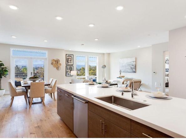 400 Mariners Island Boulevard 215, San Mateo CA 94404