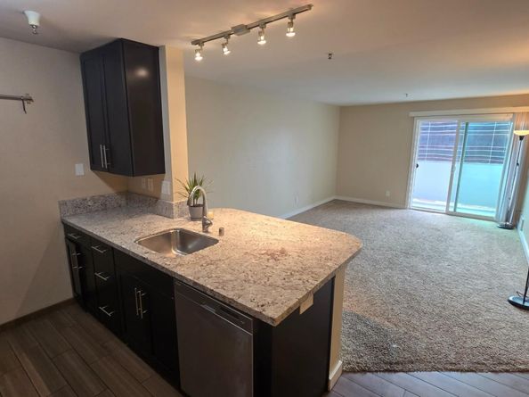 6400 Christie Avenue 2211, Emeryville CA 94608