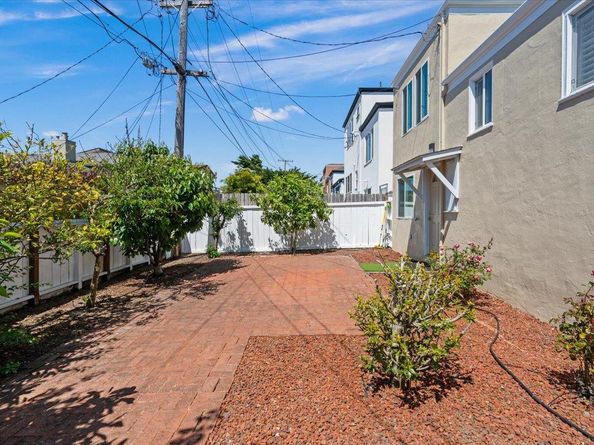 33 Escondido Avenue, San Francisco CA 94132