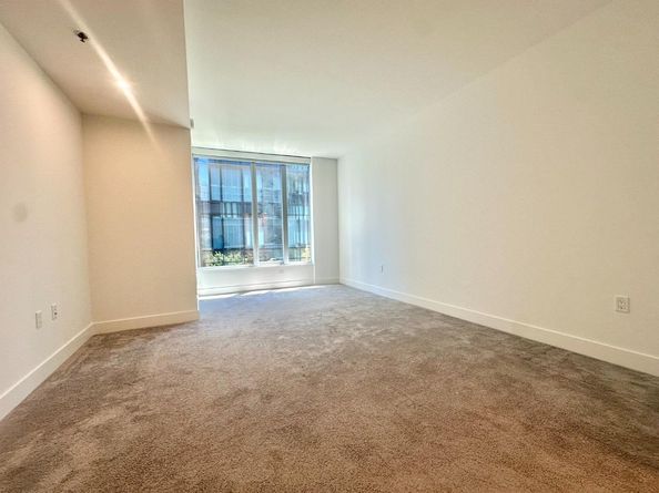 318 Main Street 5I, San Francisco CA 94105