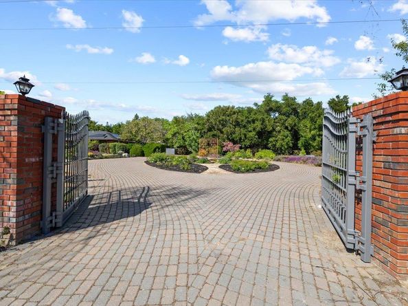 20811 Norada Court, Saratoga CA 95070