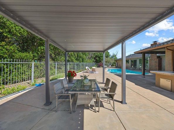 20811 Norada Court, Saratoga CA 95070