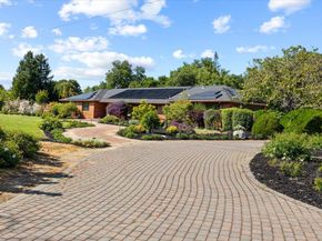 20811 Norada Court, Saratoga CA 95070