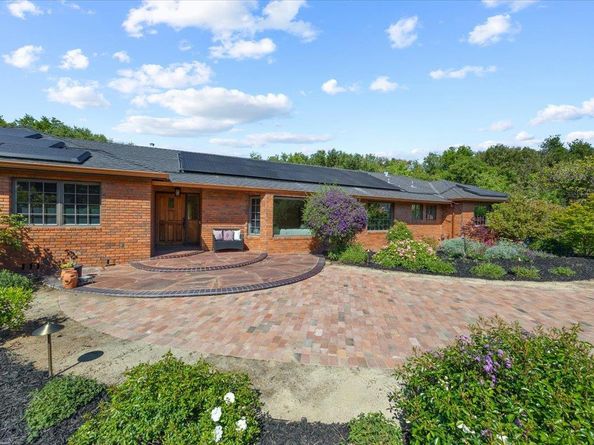 20811 Norada Court, Saratoga CA 95070