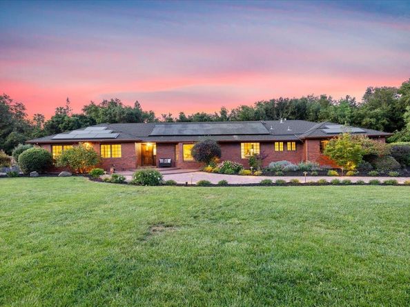 20811 Norada Court, Saratoga CA 95070