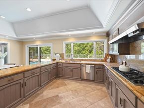 20811 Norada Court, Saratoga CA 95070