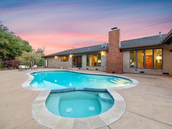 20811 Norada Court, Saratoga CA 95070