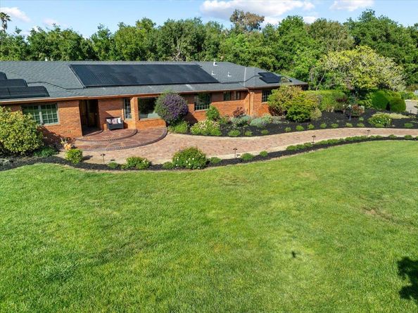20811 Norada Court, Saratoga CA 95070