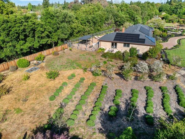 20811 Norada Court, Saratoga CA 95070