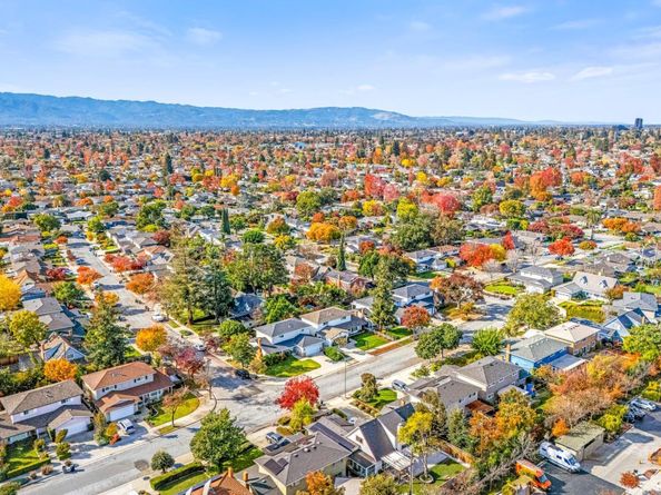 1688 Grizilo Drive, San Jose CA 95124