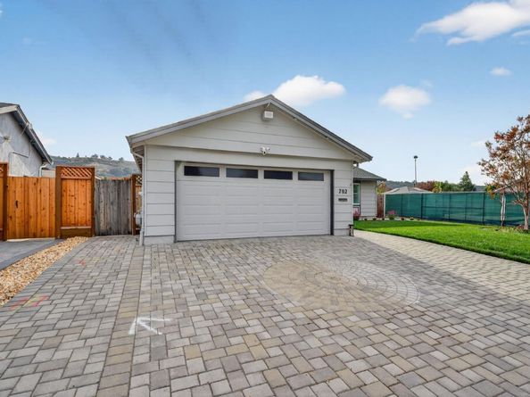 702 Choctaw Drive, San Jose CA 95123