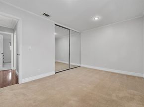 1 Comstock Queen Court, Mountain View CA 94043