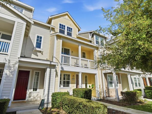 394 Circuit Way, Mountain View CA 94043