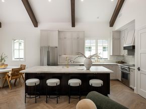 160 Waverley Street, Palo Alto CA 94301