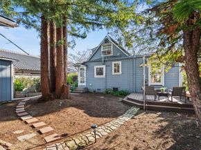 870 College Avenue, Palo Alto CA 94306