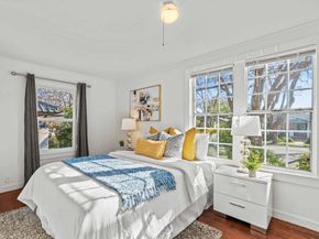 870 College Avenue, Palo Alto CA 94306