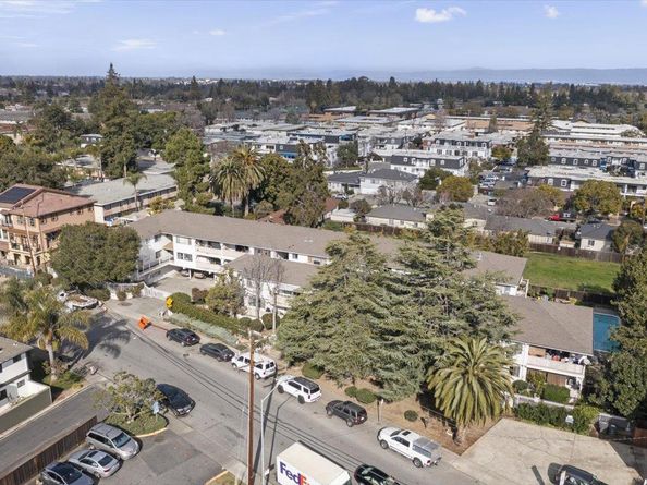 Latham, Mountain View CA 94040