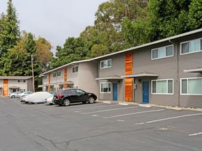 Grove, Castro Valley CA 94546