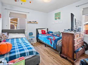 2066 Sterling Avenue, Menlo Park CA 94025