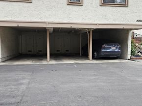 20812 4th Street 6, Saratoga CA 95070