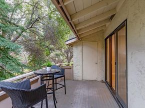 20812 4th Street 6, Saratoga CA 95070