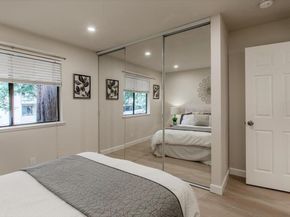 20812 4th Street 6, Saratoga CA 95070