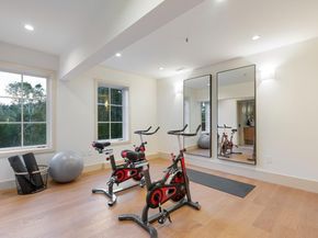 1215 La Cumbre, Hillsborough CA 94010