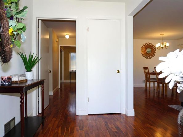 1401 Woodberry Avenue, San Mateo CA 94403