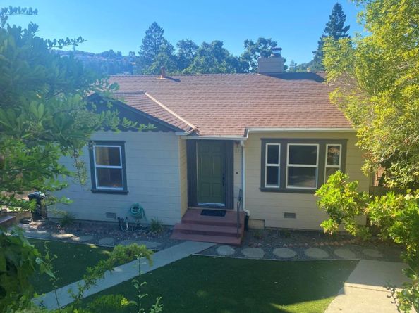 212 Manor Drive, San Carlos CA 94070