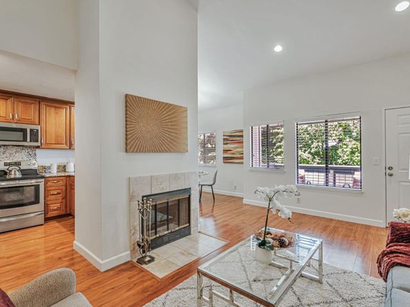 4020 Williams Road 8, San Jose CA 95117