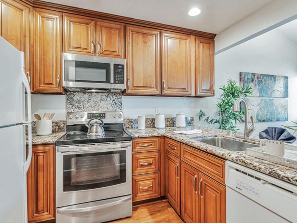 4020 Williams Road 8, San Jose CA 95117