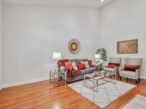 4020 Williams Road 8, San Jose CA 95117