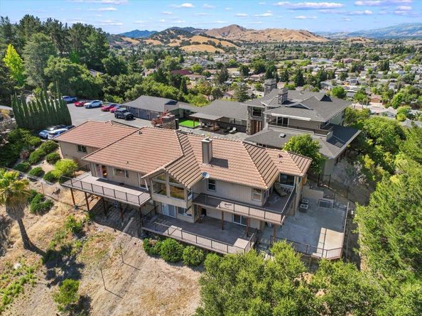 1501 Welburn Avenue, Gilroy CA 95020