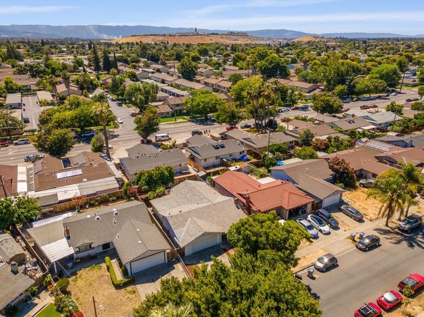 3535 Pitcairn Way, San Jose CA 95111