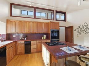 12861 Foothill Lane, Saratoga CA 95070