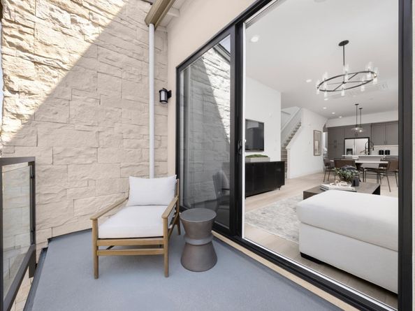 2439 Willow Way, San Mateo CA 94403