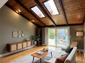 541 Woodstock Way, Santa Clara CA 95054