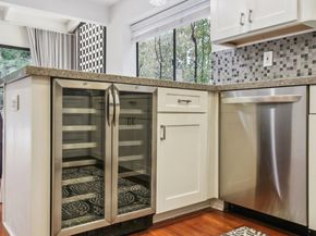 6875 The Turn, Oakland CA 94611