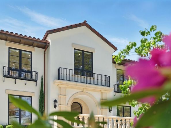 830 Bromfield Road, San Mateo CA 94402