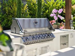 830 Bromfield Road, San Mateo CA 94402